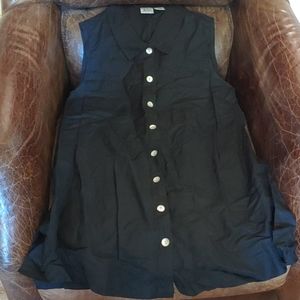 Black Linen Sleeveless Button-down Maternity top